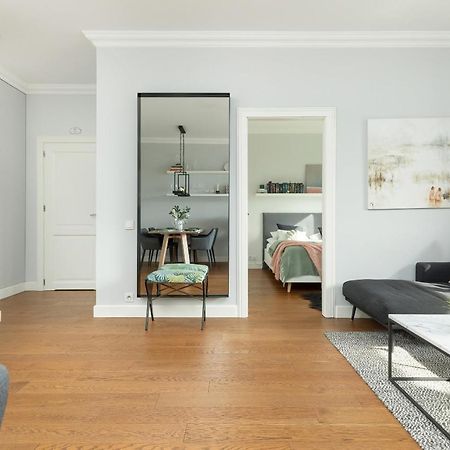 Cozy Apartment Gieysztora Wilanow By Noclegi Renters Warsawa Bagian luar foto