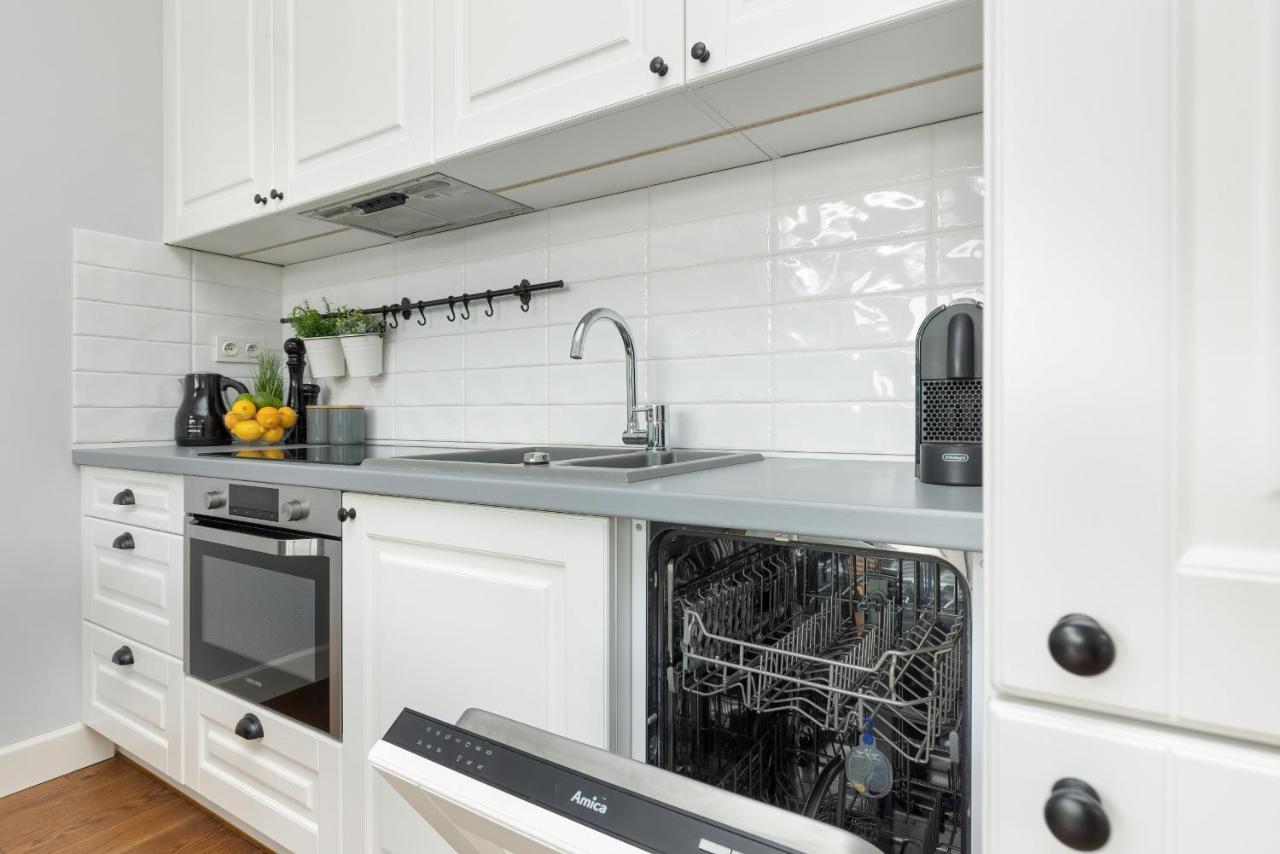 Cozy Apartment Gieysztora Wilanow By Noclegi Renters Warsawa Bagian luar foto
