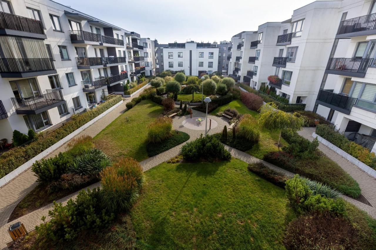 Cozy Apartment Gieysztora Wilanow By Noclegi Renters Warsawa Bagian luar foto