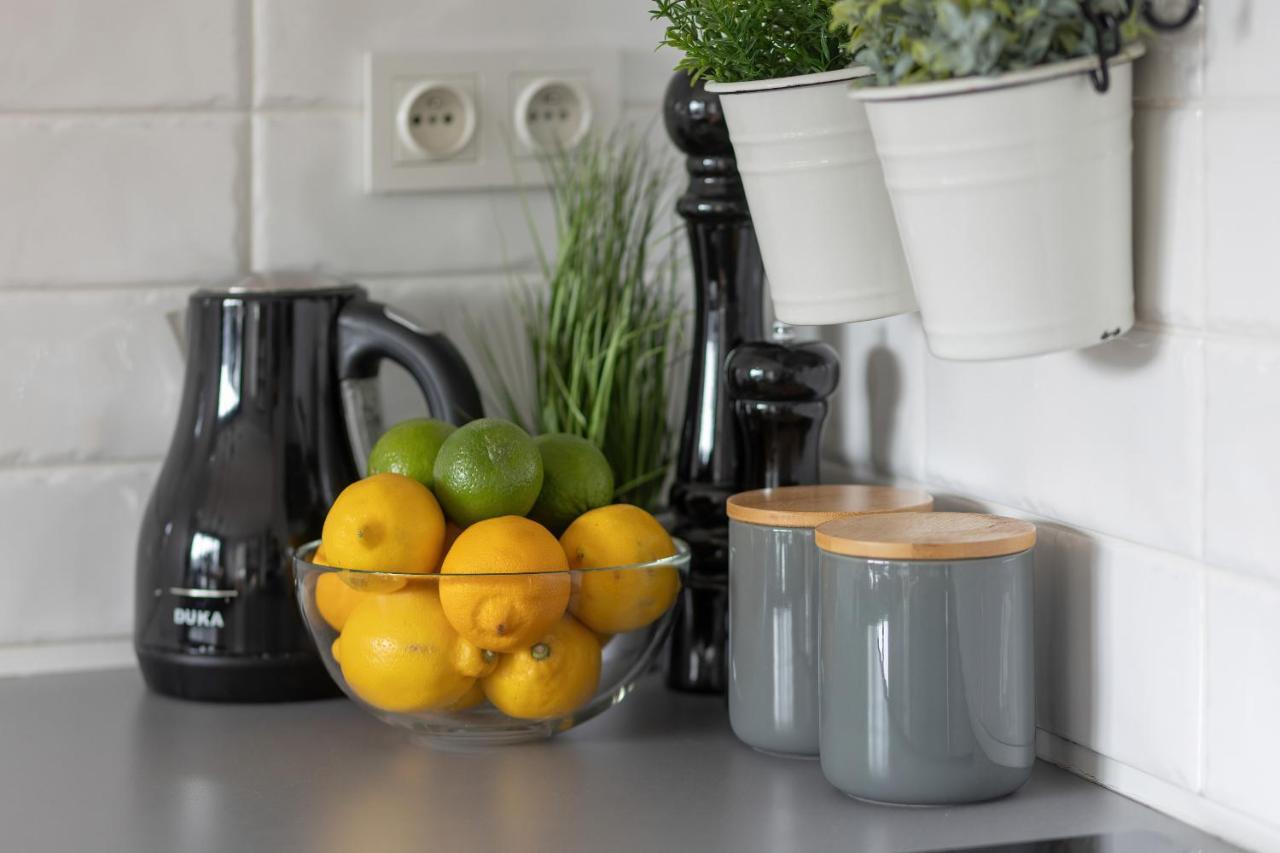 Cozy Apartment Gieysztora Wilanow By Noclegi Renters Warsawa Bagian luar foto