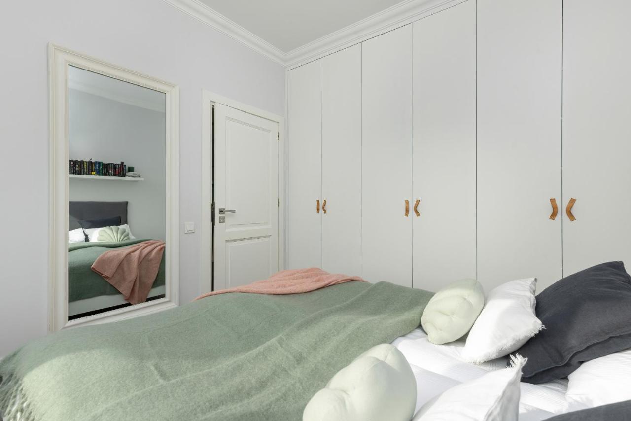Cozy Apartment Gieysztora Wilanow By Noclegi Renters Warsawa Bagian luar foto