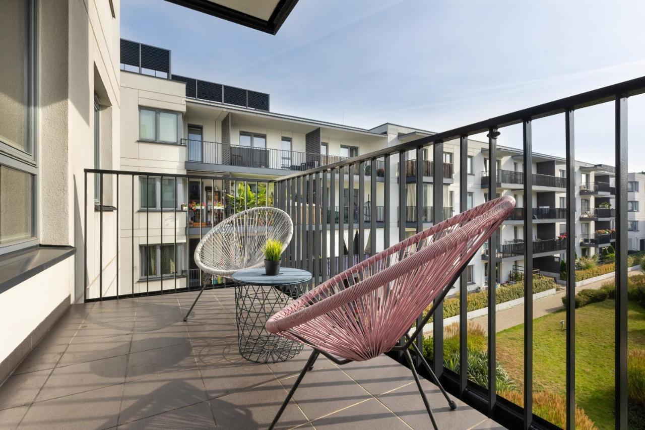 Cozy Apartment Gieysztora Wilanow By Noclegi Renters Warsawa Bagian luar foto